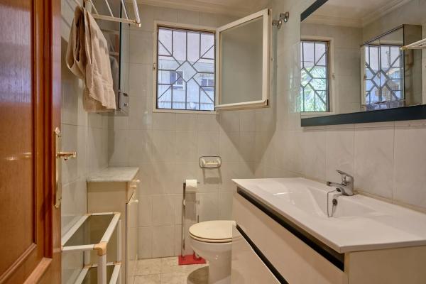 Chalet adosado en calle Ceuta