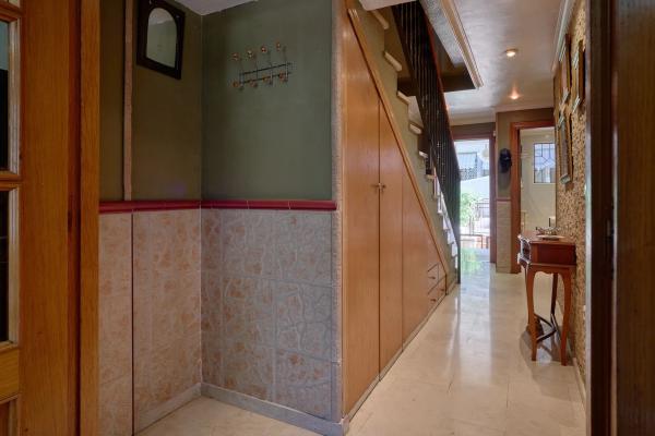 Chalet adosado en calle Ceuta