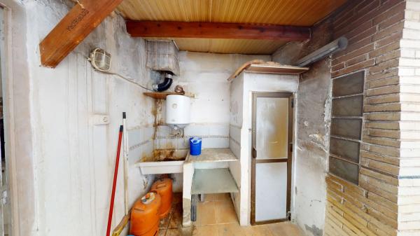 Casa independiente en calle Juan Ortega