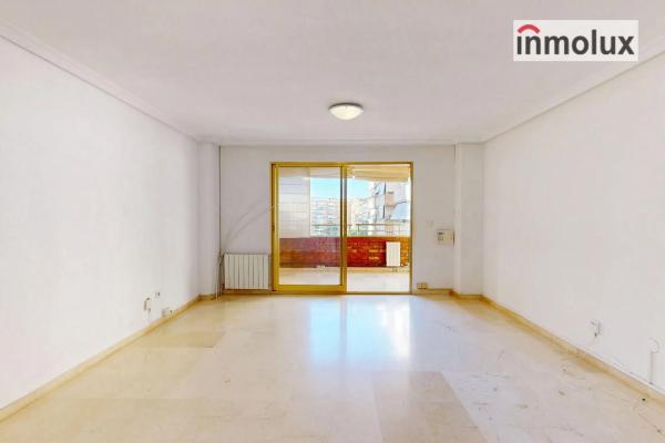 Piso en calle Radiofonista Raul Alvarez Anton