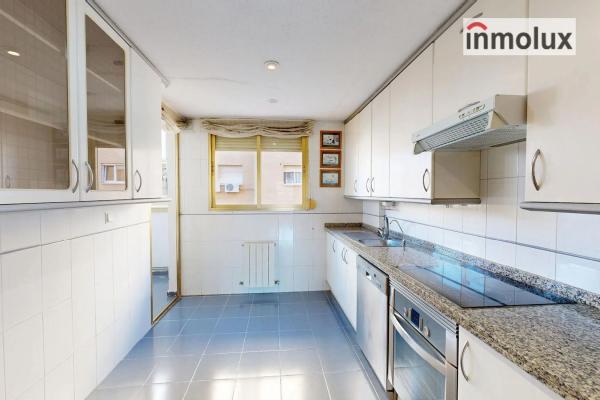 Piso en calle Radiofonista Raul Alvarez Anton