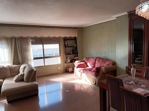 Piso en CL Bono Guarner, 8