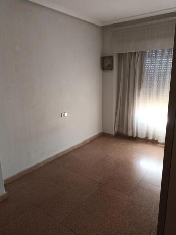 Piso en CL Bono Guarner, 8