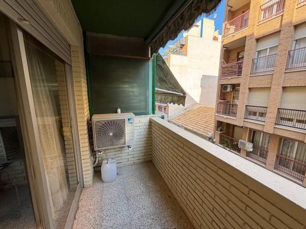 Piso en calle Santa Felicitas, 30