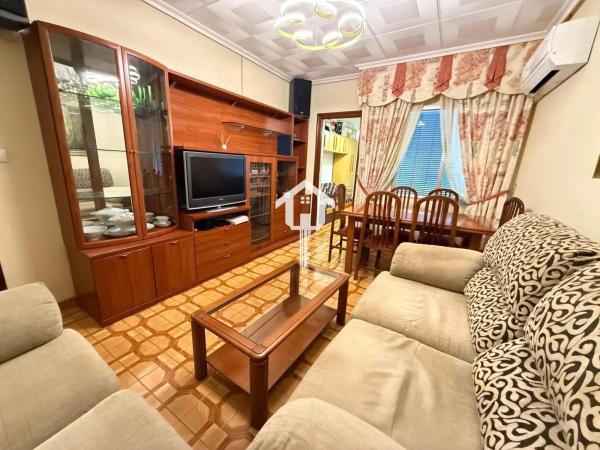 Piso en calle Presbitero Baltasar Carrasco