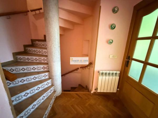 Chalet adosado en calle Rafal