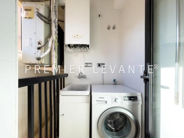 Piso en avenida José Jornet Navarro