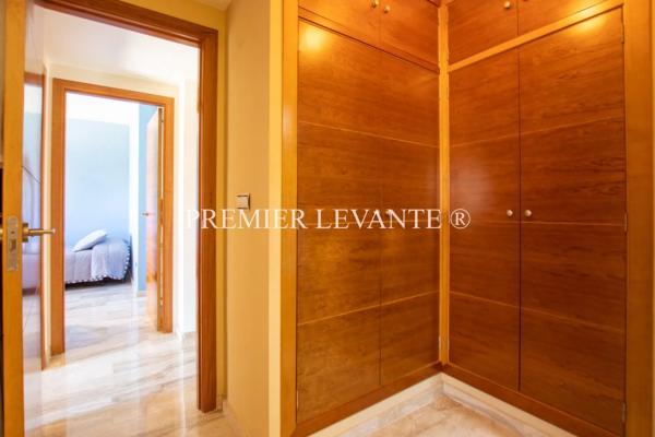 Piso en avenida José Jornet Navarro