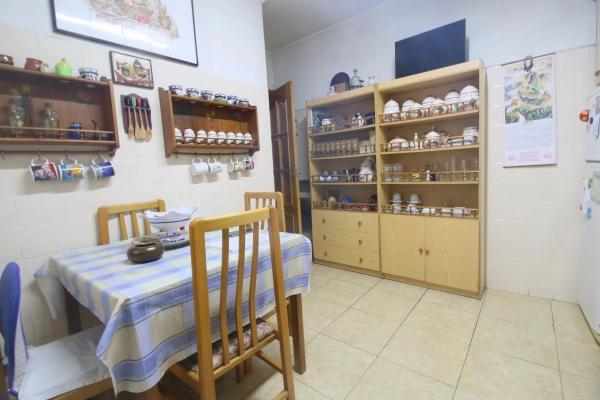 Piso en calle Pintor Gisbert, 3