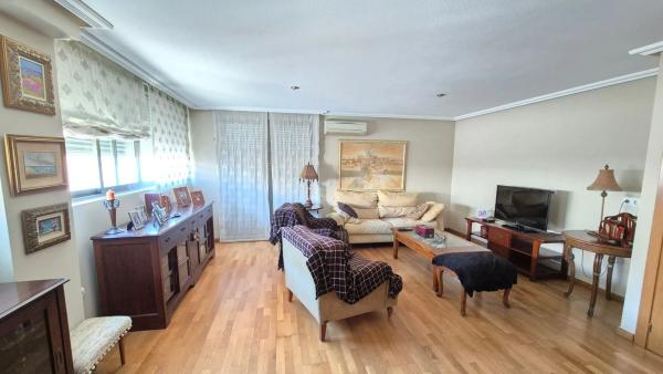 Ático en calle Padre Recaredo de Los Rios, 28