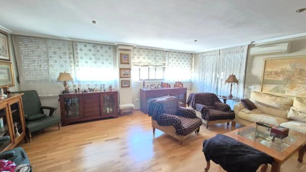 Ático en calle Padre Recaredo de Los Rios, 28