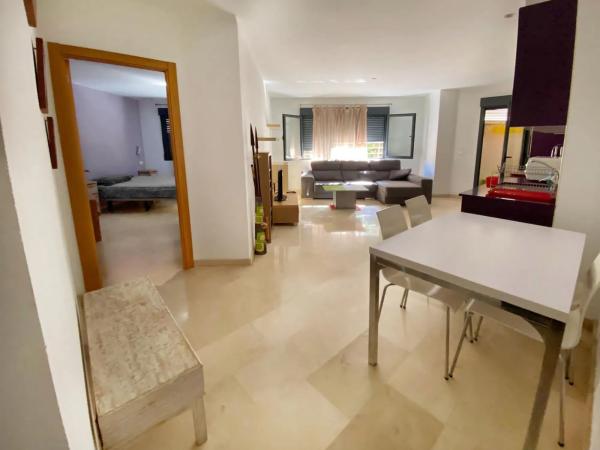 Estudio en calle de Wenceslao Fernández Flórez, 1