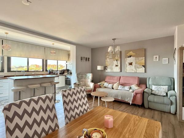 Piso en avenida Isla de Corfú