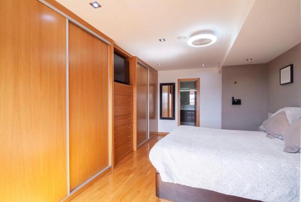 Piso en plaza del Papa Juan Pablo II