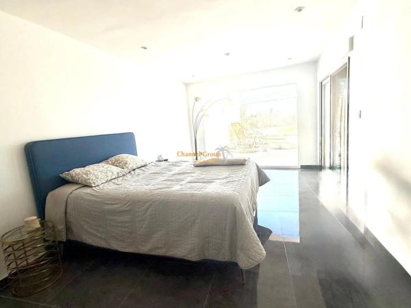 Casa independiente en calle Azafrán