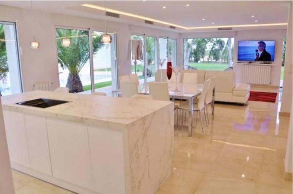 Casa independiente en calle Hogar Provincial