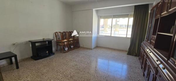 Piso en calle de Castelar