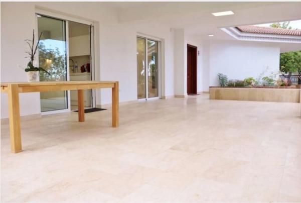 Casa independiente en calle Hogar Provincial