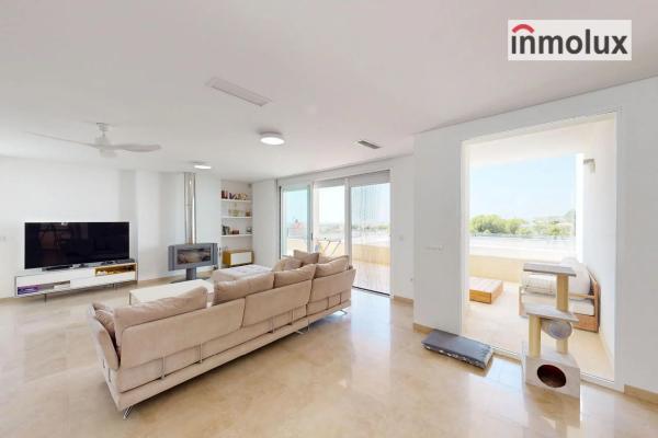 Casa independiente en calle Montíboli