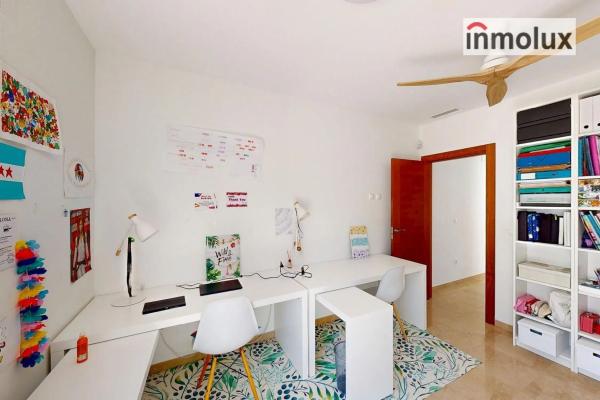 Casa independiente en calle Montíboli