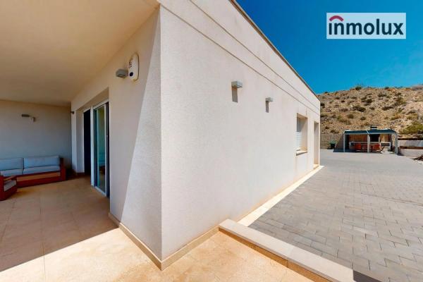 Casa independiente en calle Montíboli