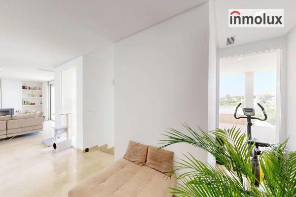 Casa independiente en calle Montíboli