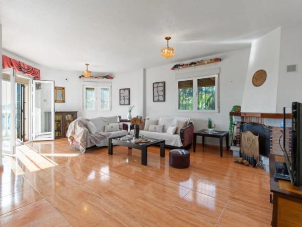 Casa independiente en calle Cala Calabarda, 9 -1