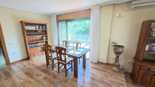 Casa independiente en calle Alavega, 6