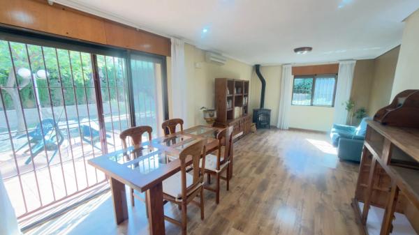 Casa independiente en calle Alavega, 6