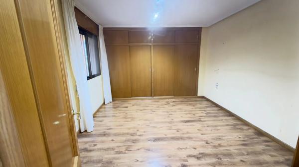 Casa independiente en calle Alavega, 6