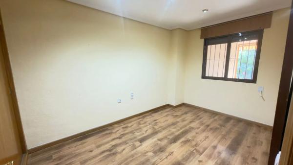 Casa independiente en calle Alavega, 6