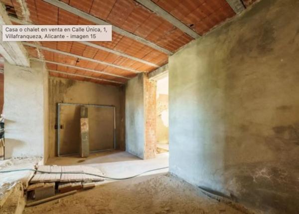 Casa independiente en calle Única