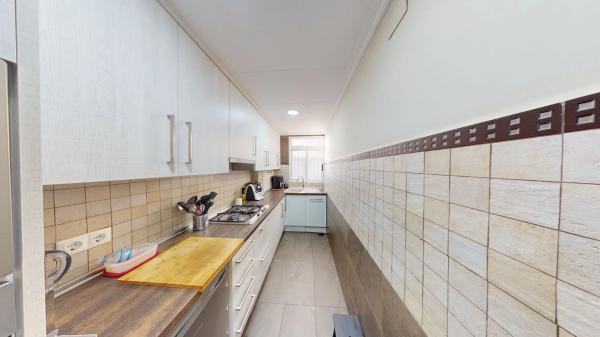 Piso en calle Carcagente