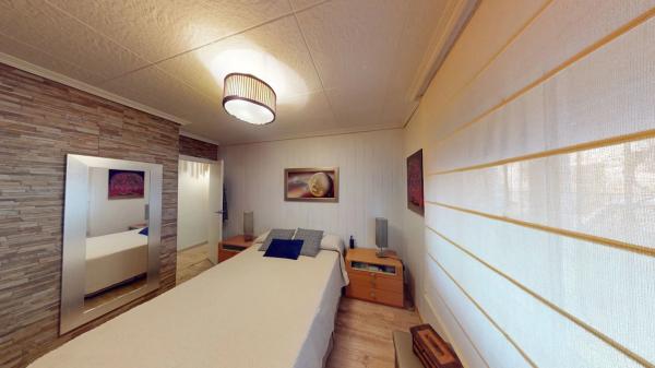 Piso en calle Carcagente