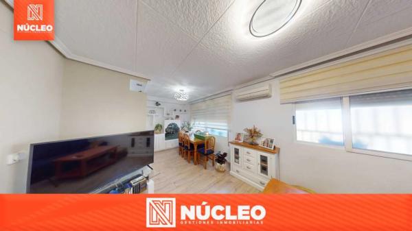 Piso en calle Carcagente