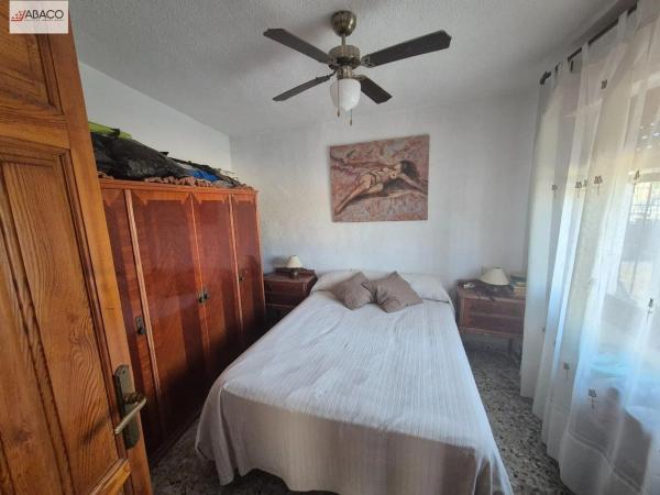 Casa independiente en camino Viejo de Santa Faz