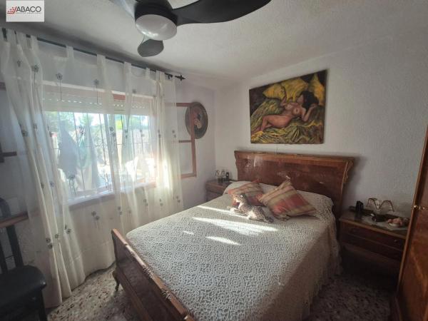 Casa independiente en camino Viejo de Santa Faz