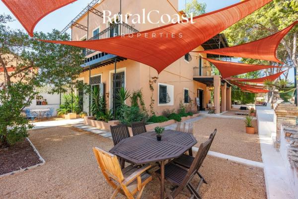 Casa independiente en calle Músic Carlos Cosmen