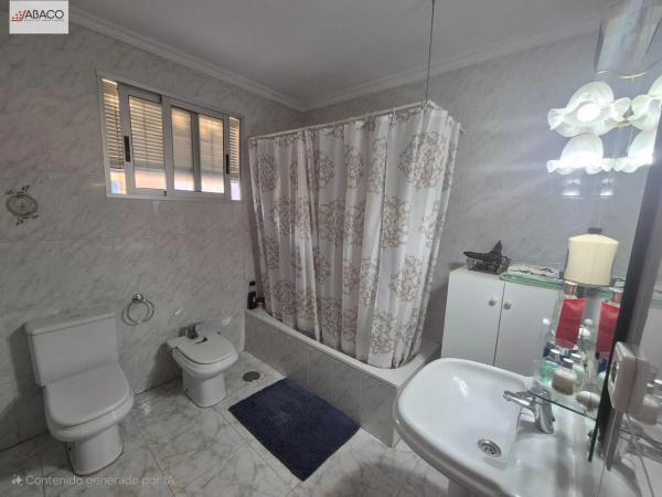 Casa independiente en camino Viejo de Santa Faz