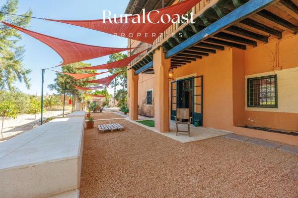 Casa independiente en calle Músic Carlos Cosmen