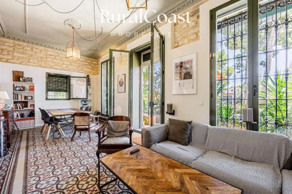 Casa independiente en calle Músic Carlos Cosmen