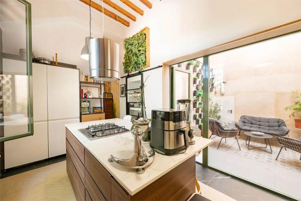 Casa independiente en calle Músic Carlos Cosmen