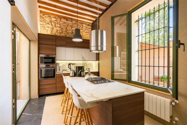 Casa independiente en calle Músic Carlos Cosmen