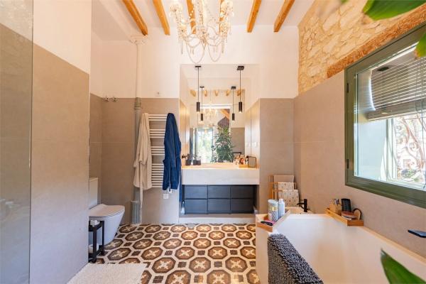 Casa independiente en calle Músic Carlos Cosmen