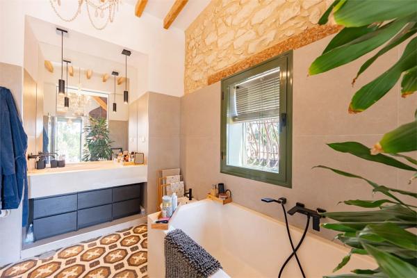 Casa independiente en calle Músic Carlos Cosmen