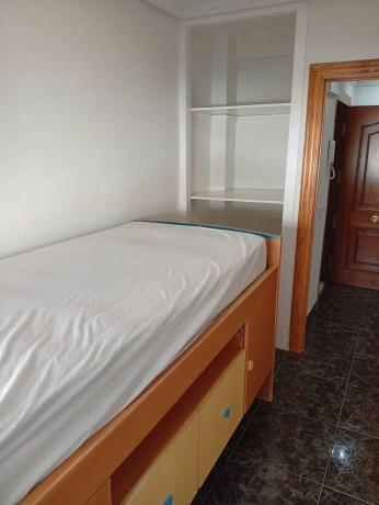 Piso en calle del Zafiro