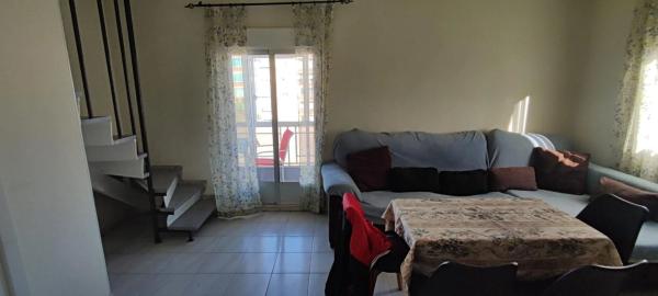 Dúplex en avenida Pintor Gastón Castelló