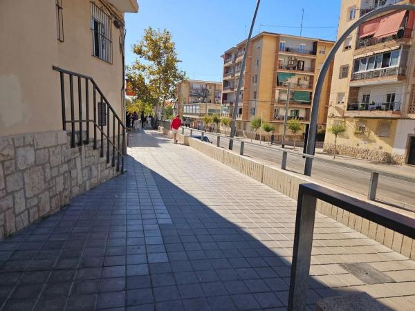 Piso en Barrio Colonia Requena - Virgen del Carmen