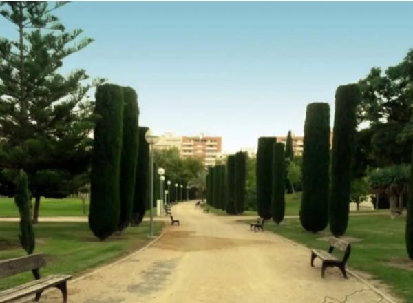 Piso en Barrio Colonia Requena - Virgen del Carmen