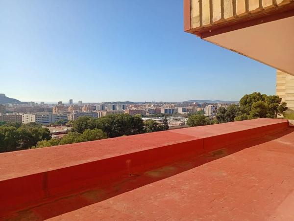 Piso en calle Pintor Pedro Camacho